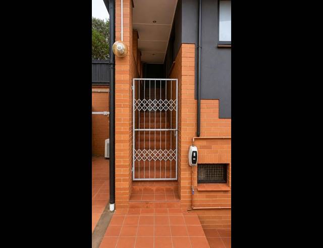 1 BEDROOM PROPERTY TO RENT IN GLENWOOD